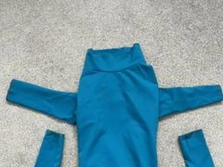 Items for sale
– Equafleece Dog Suit £15