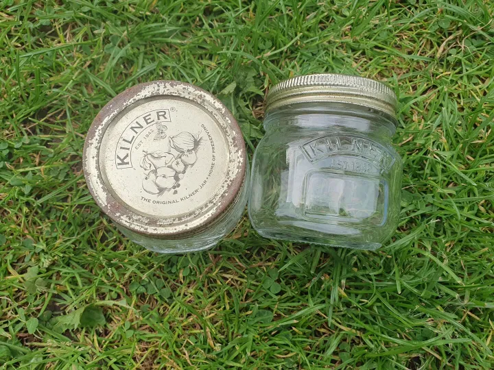Items free to a good home! &ndash; 2x small kilner jars n/r