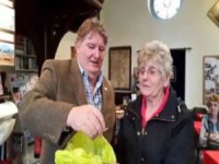 plant-sale-raffle-2015-004