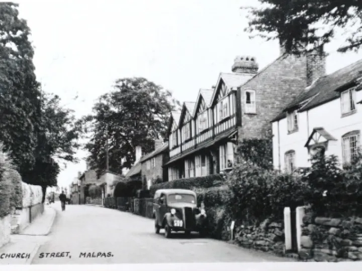 Old picture of Church Street