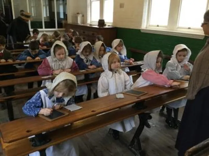 F42A651B-F7CA-4D47-8A11-A3ED6CE32257