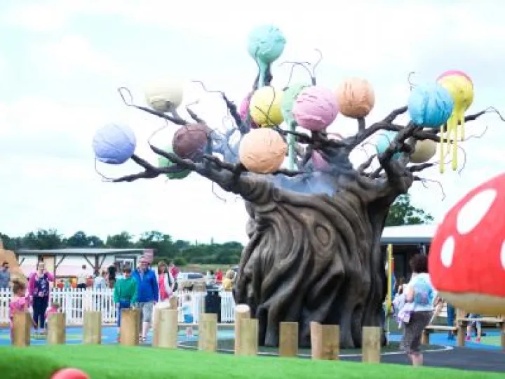 Theicecreamfarm_icecreamtree5