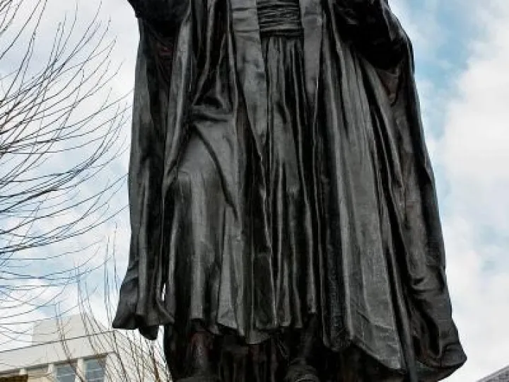 Statue_of_John_Wesley