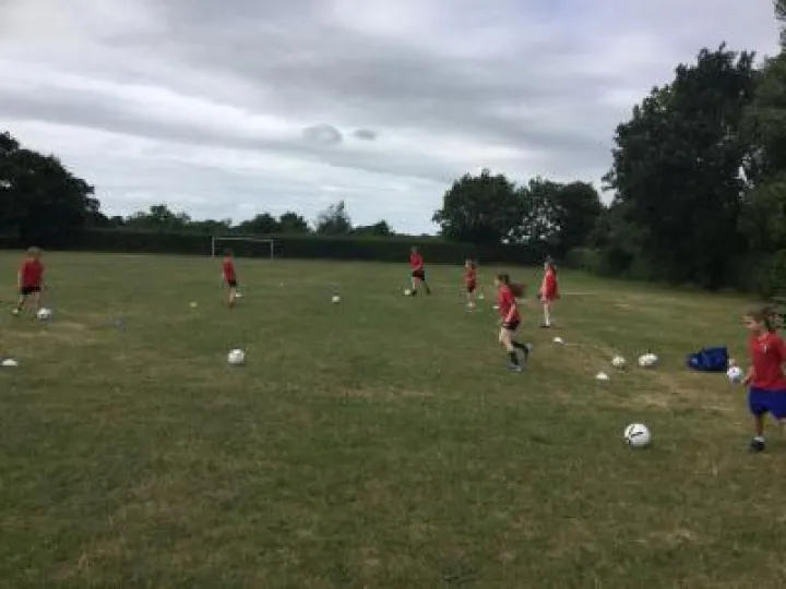 617F56A6-C99A-4C9B-95B6-0F5CF52E2A47