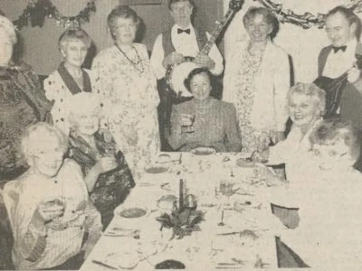 THR WI Christmas Party 1991 Scan_20181013