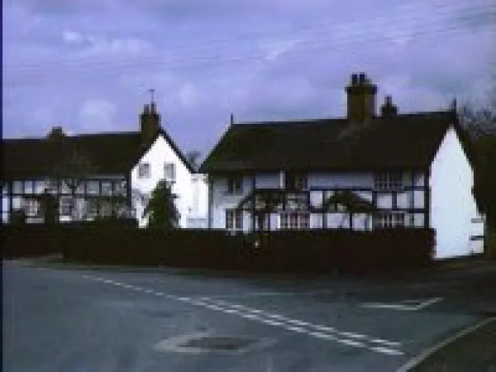 1986 Old House & The Smithy