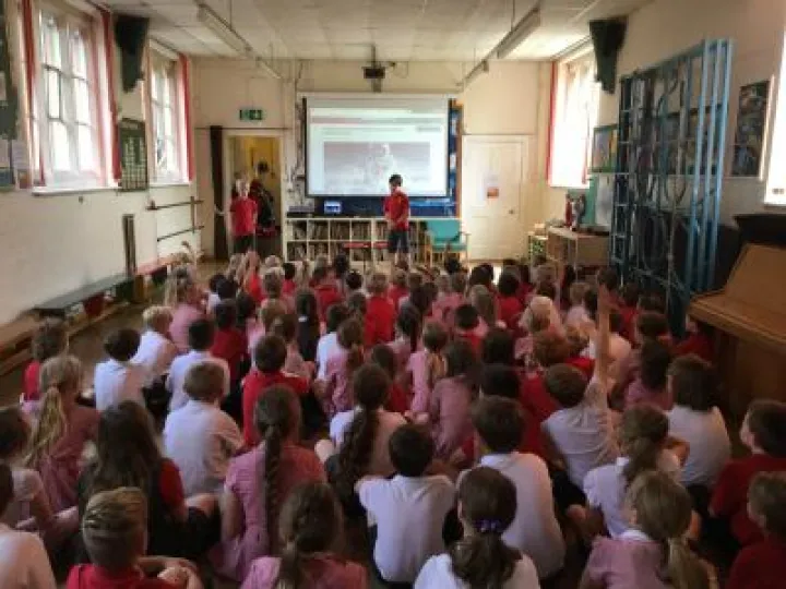 Image: 88762253-893B-4AEA-8521-3CE2FC74DBAE