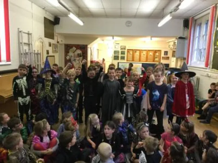 ECF1F104-3E2A-43F1-A659-B0CB3E2CDA1E