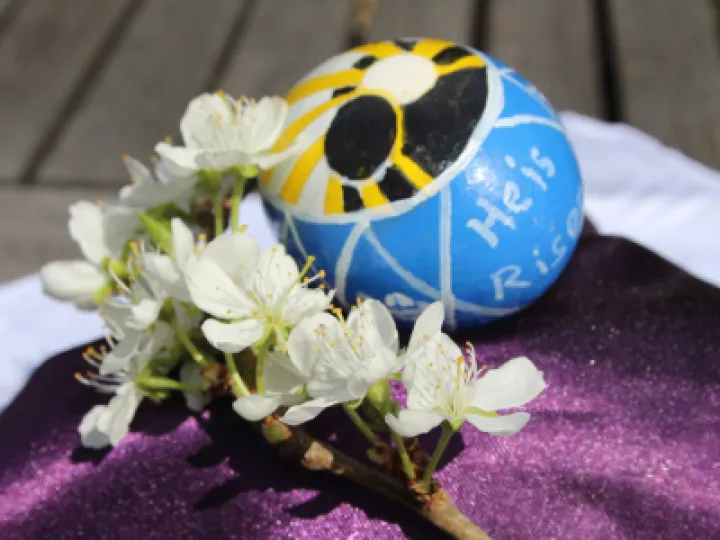 Jos_Easter E he is risen