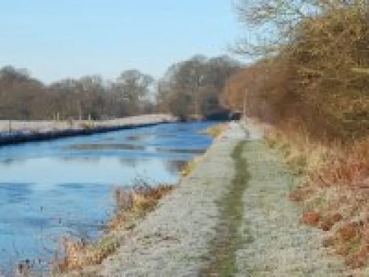 Frosty autumn morning on canal near Audlem