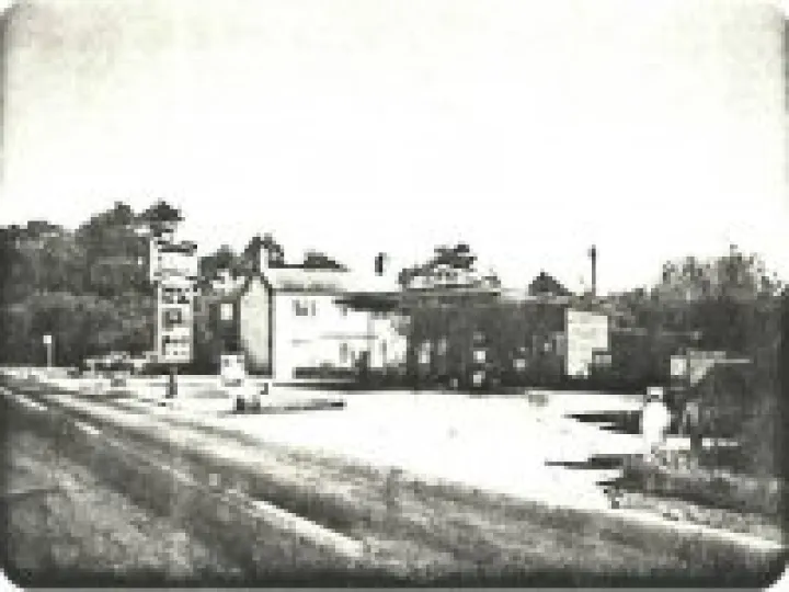 Lea Green Filling Station