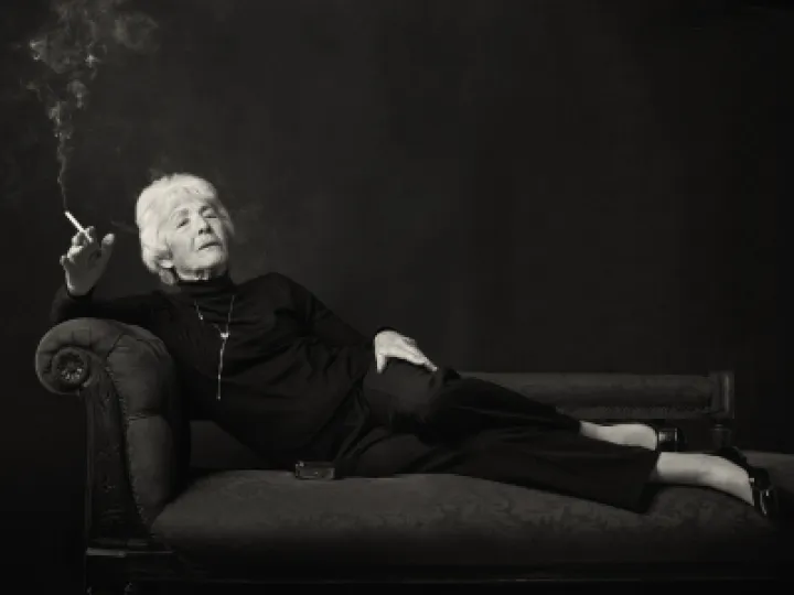 Portrait_Carol_Winner