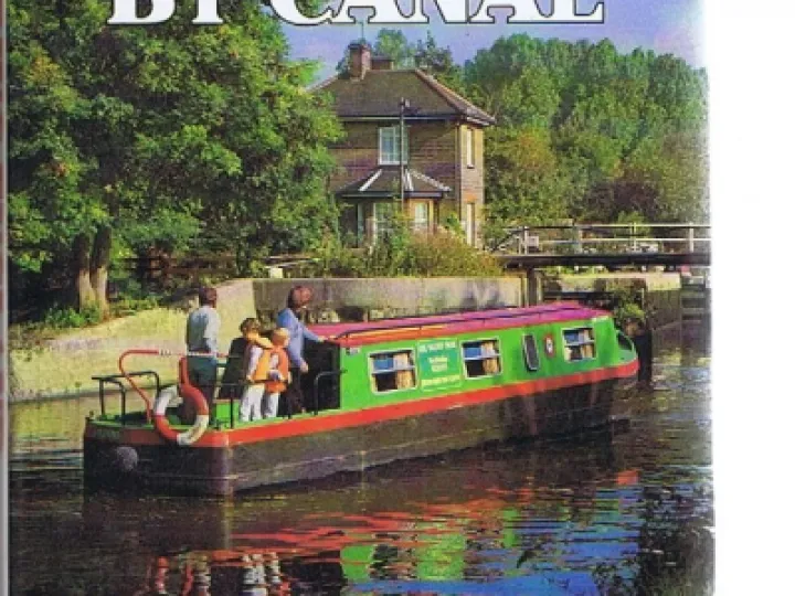 Exploring England by Canal