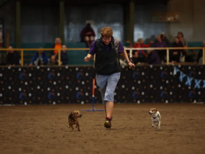 Astrid with Hannah and Lizzie during their routine