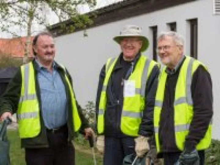 Litter Pickers Apr 2014