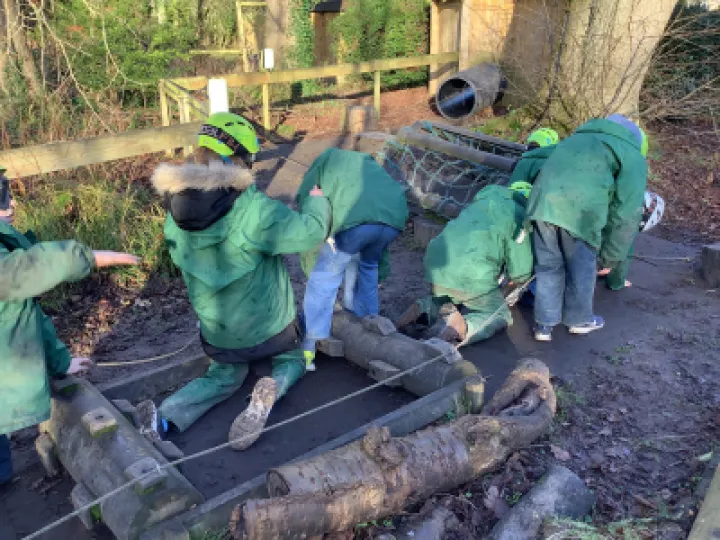 F4D54253-39C1-4D1A-9998-C81BD96C12E4