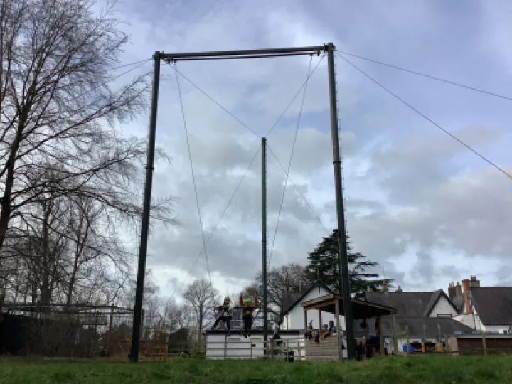 03CEC6B2-0BDB-4D27-A84D-FDBA24635676