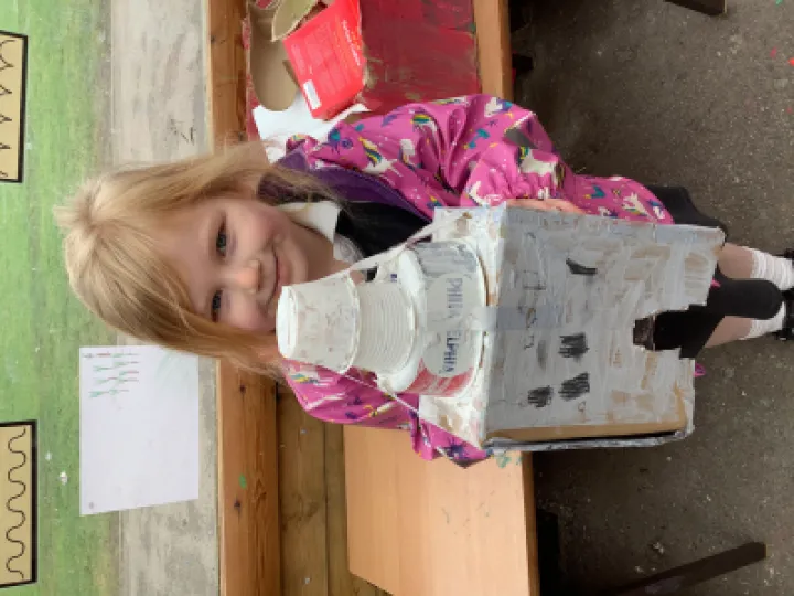 5DFA0A43-1D40-4D19-8950-C13C05397104