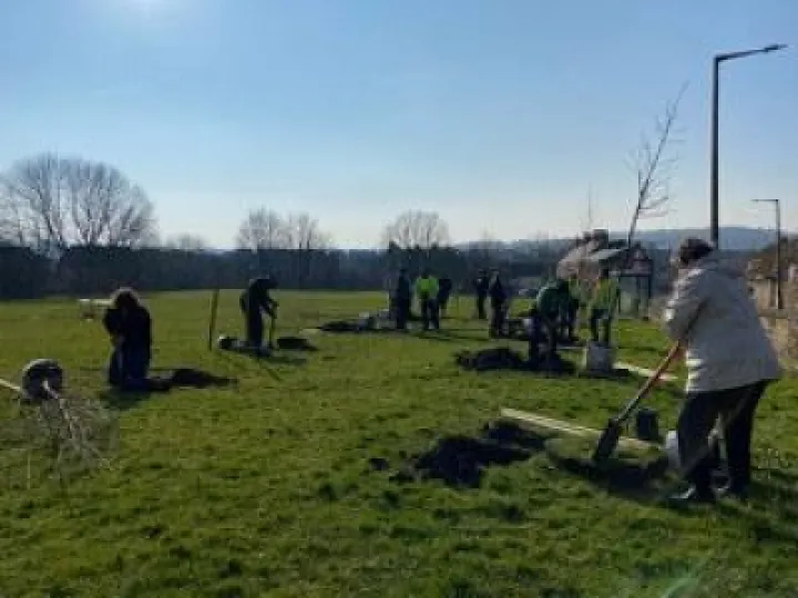 842056EA-1D30-4067-8DFE-085300548DD9