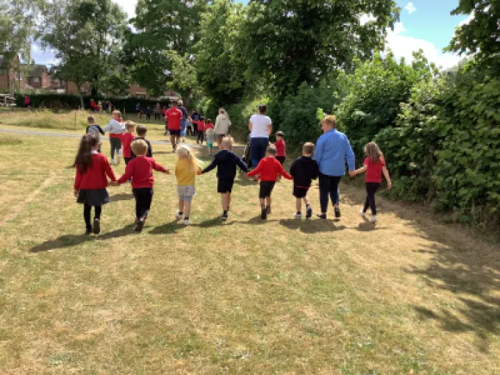 99B593F3-5FA2-45A9-A024-6B6C21BCF829