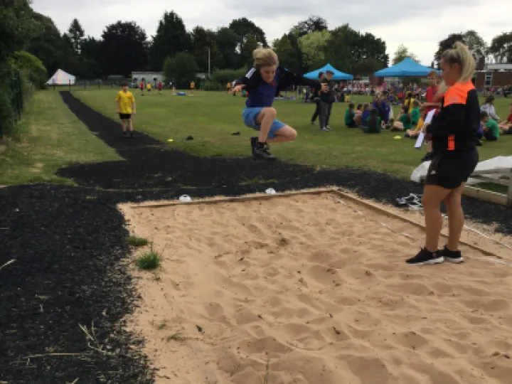Long jump (15)
