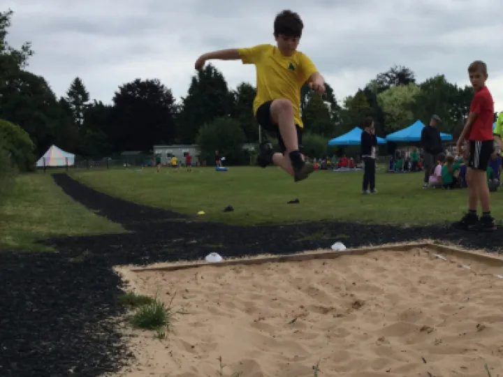 Long jump (16)