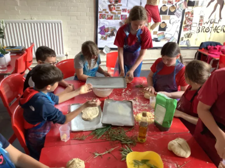 56B36200-E195-4D83-B5AE-38F4F9178130