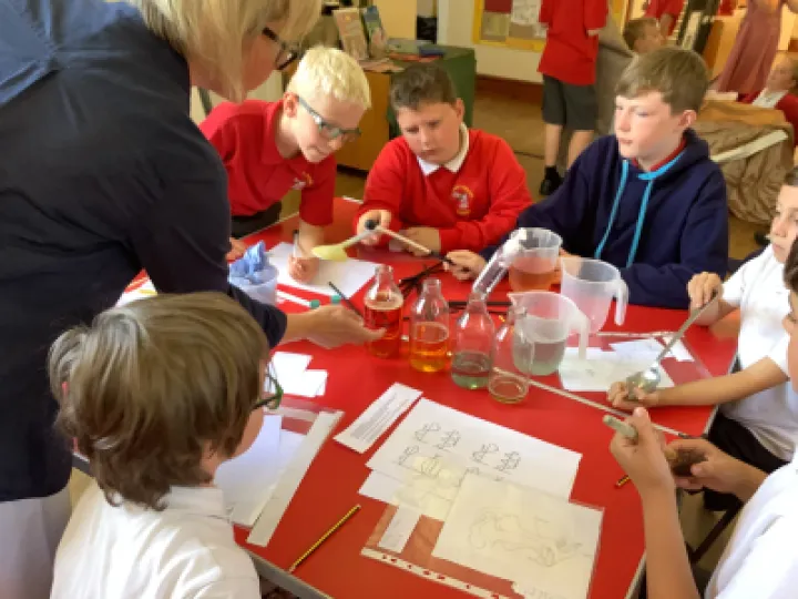 E485A455-ED0D-4D79-94C8-2902762C0C2A