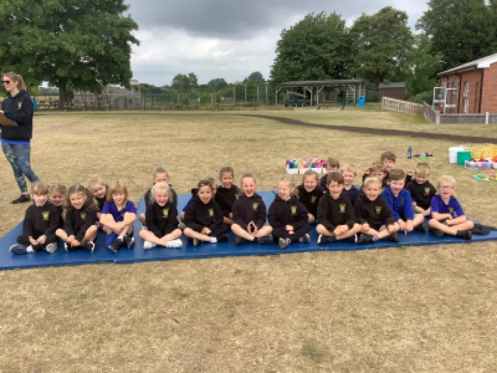 65EFCC37-3205-4047-B5EC-EDDCDE3FFFF1