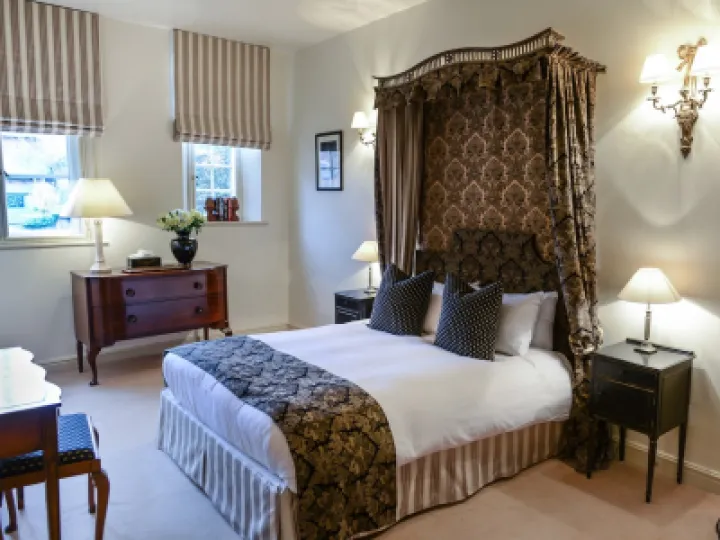 Empress Suite  – Combermere