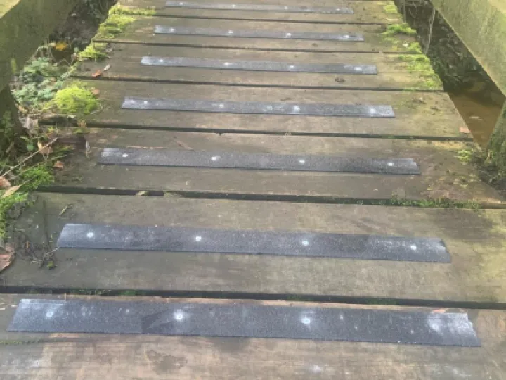 27c82ee1 4d7a 4b99 802a 2e3aae2c30d6