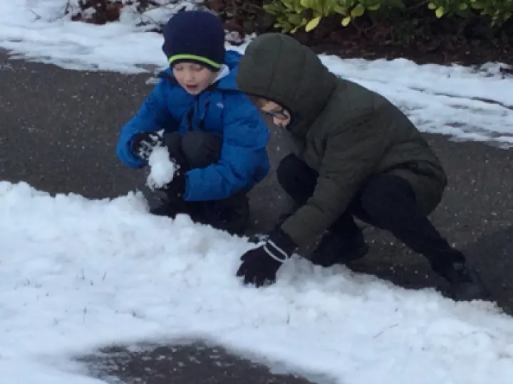 Snow 2