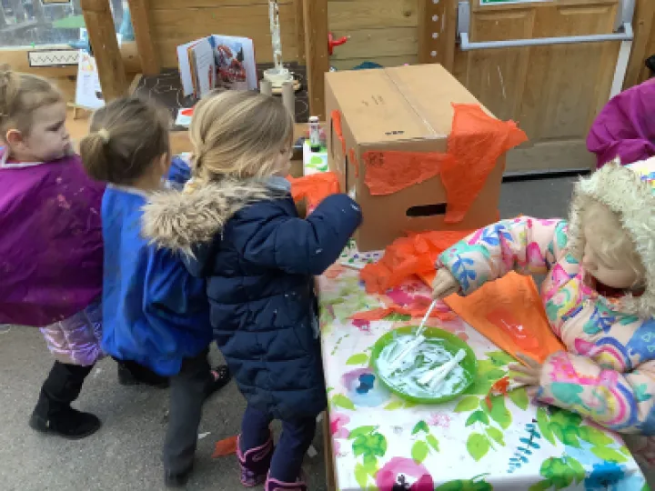 4382D569-345B-41FC-BA65-94955AAA66AB