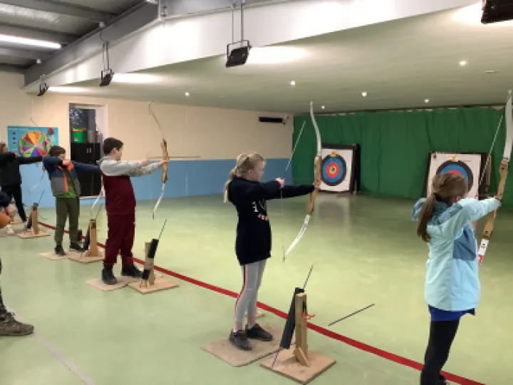 09A6DA50-E9A2-4AC9-8809-8FD958BAD196