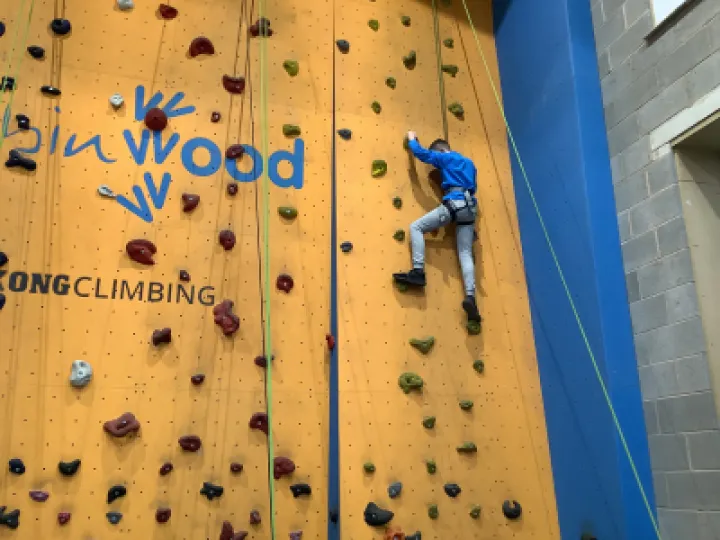 E030194C-6ACD-4433-B812-0A06BF442761