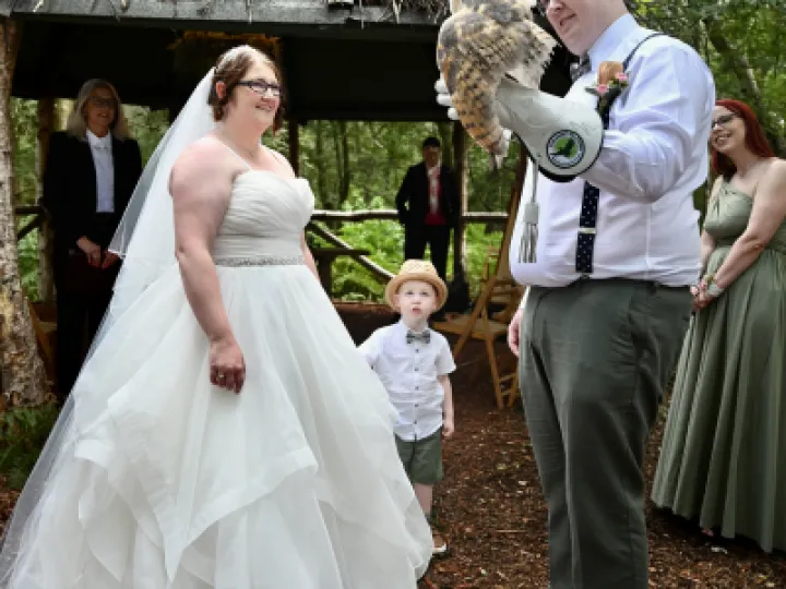 A Birds Eye view at this wedding. A beautiful snowy owl delivered the rings of this bride & groom, it flew in so gracefully and it's something I've never seen before. It was the perfect location for this couple at Cheshire Woodland weddings.
