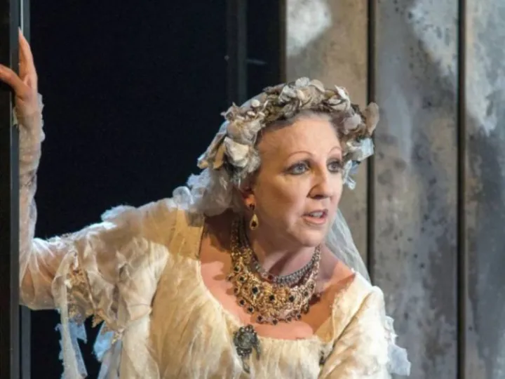 Havisham – powerful one-woman play in Tarvin