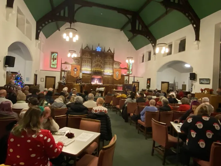 Community Carols 1