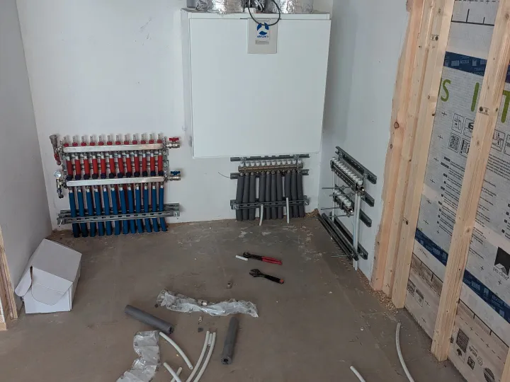 Pxl_20241108_142539795