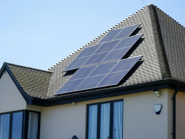 Solar panel roof